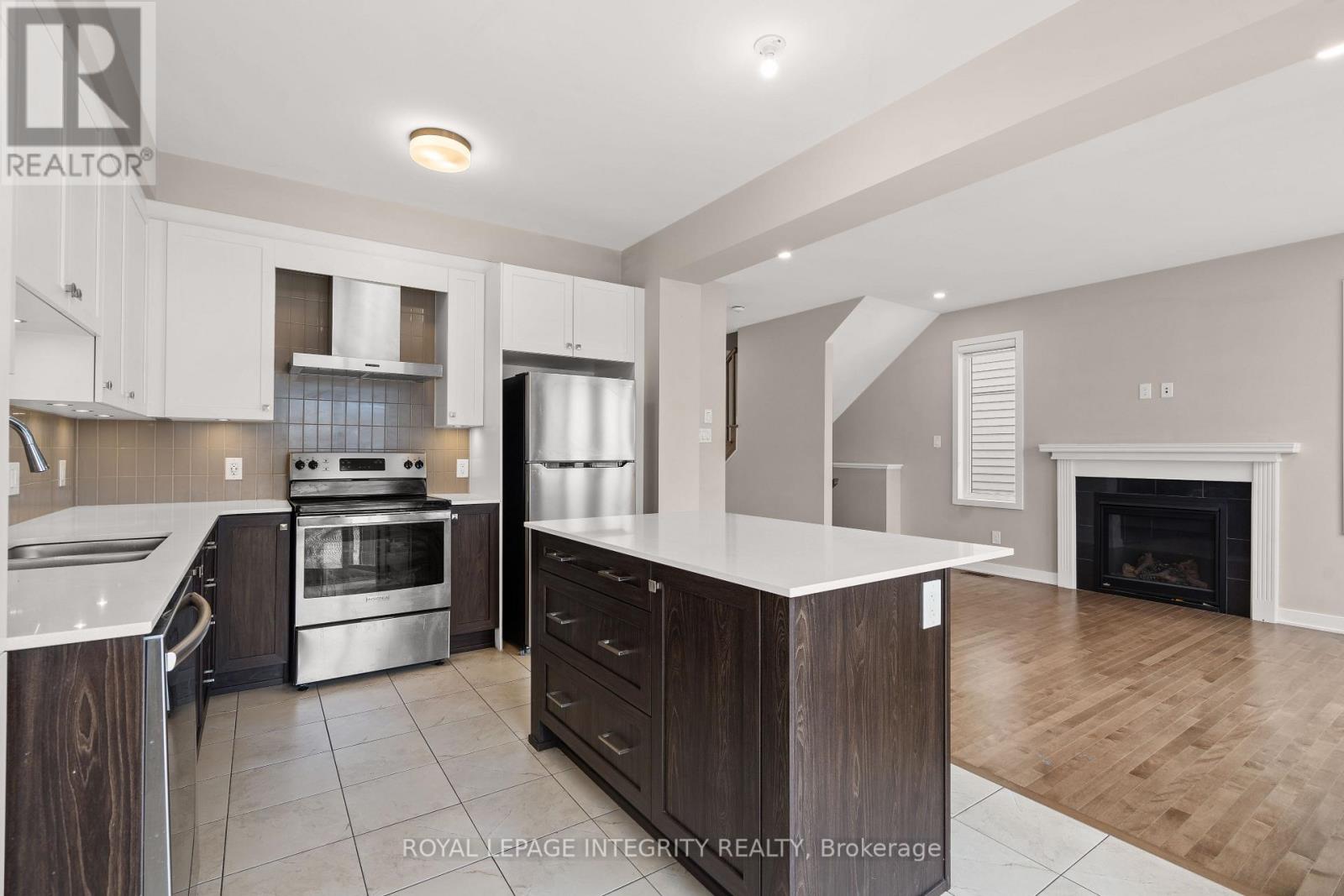2012 POSTILION STREET, Ottawa, Ontario, K0A2Z0 — Photo 2