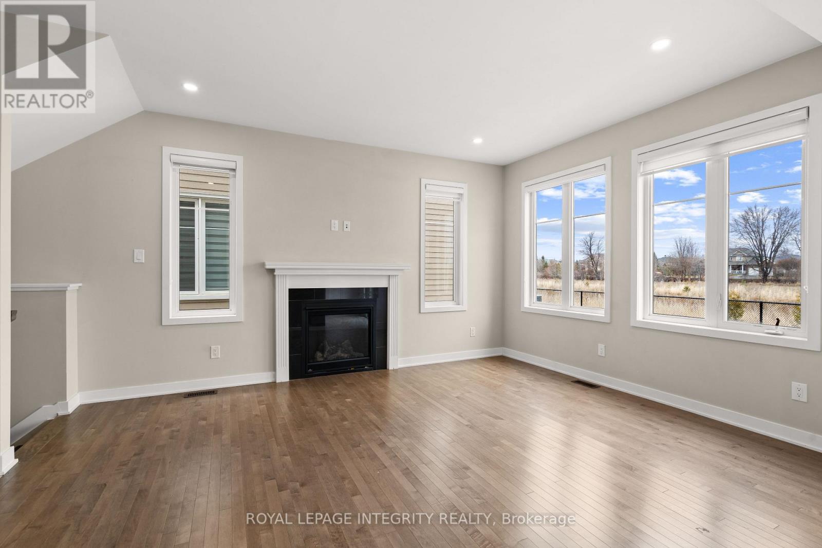 2012 POSTILION STREET, Ottawa, Ontario, K0A2Z0 — Photo 4