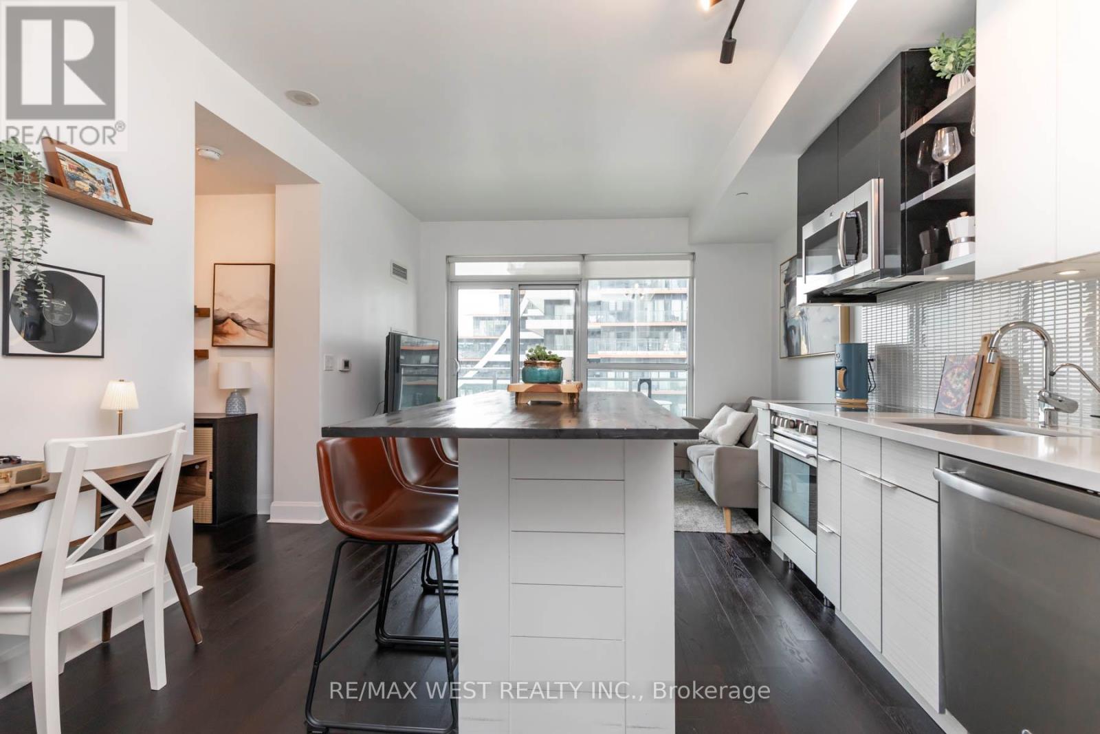 802 - 33 SHORE BREEZE DRIVE, Toronto (Mimico), Ontario, M8V1A1 — Photo 3