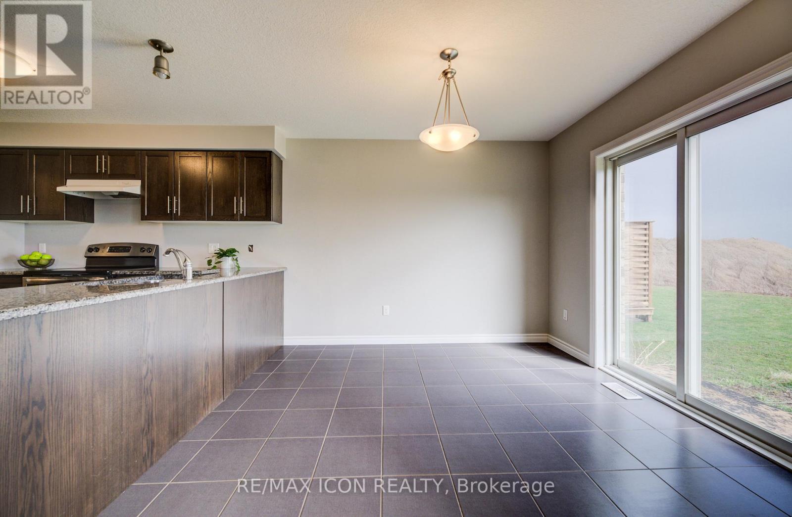 1360 CAEN AVENUE, Woodstock (Woodstock - North), Ontario, N4T0G3 — Photo 11