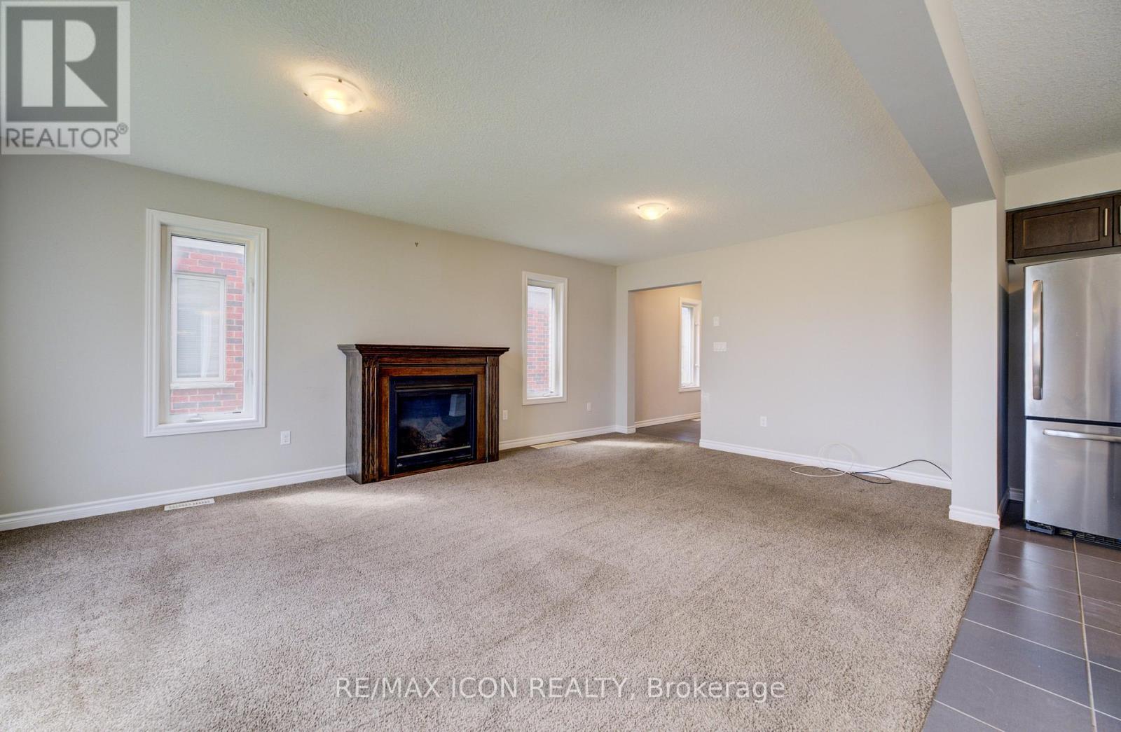 1360 CAEN AVENUE, Woodstock (Woodstock - North), Ontario, N4T0G3 — Photo 8