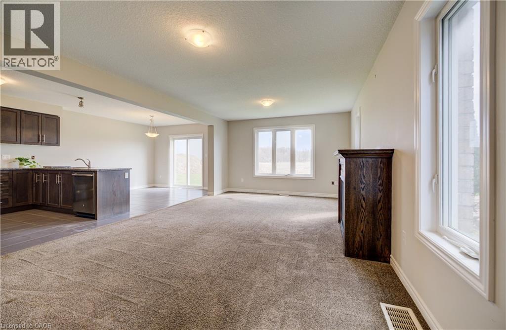 1360 CAEN Avenue, Woodstock, Ontario, N4T0J3 — Photo 4