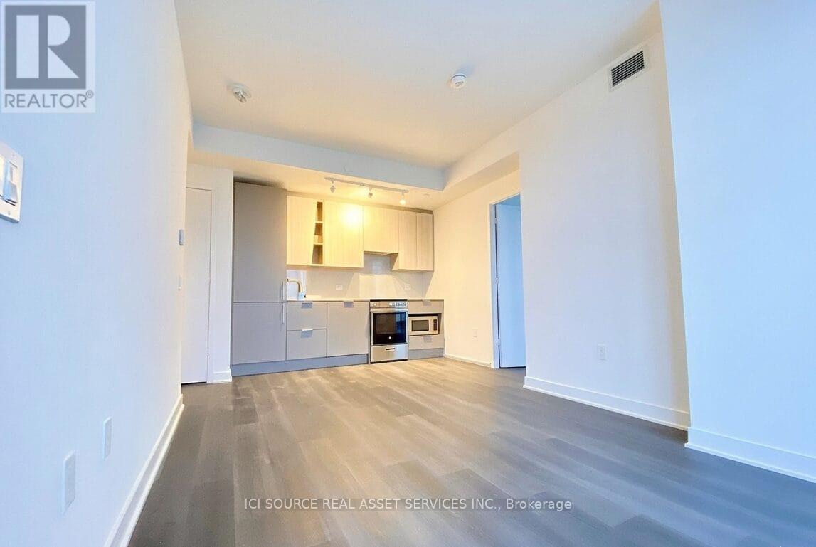 5501 - 3900 CONFEDERATION PARKWAY, Mississauga (City Centre), Ontario, L5B0M3 — Photo 2