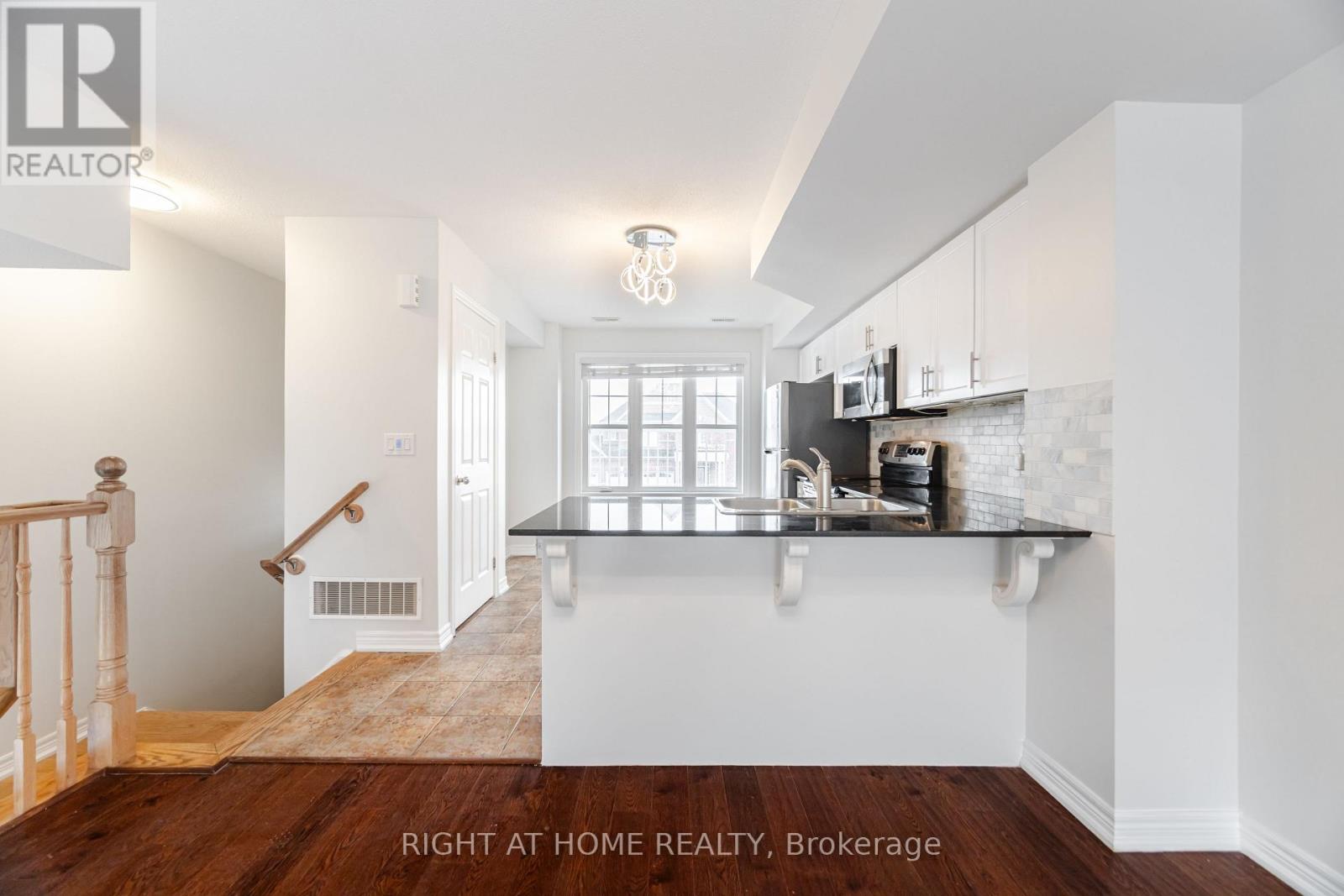 18 - 1380 COSTIGAN ROAD, Milton (CL Clarke), Ontario, L9T8L2 — Photo 5