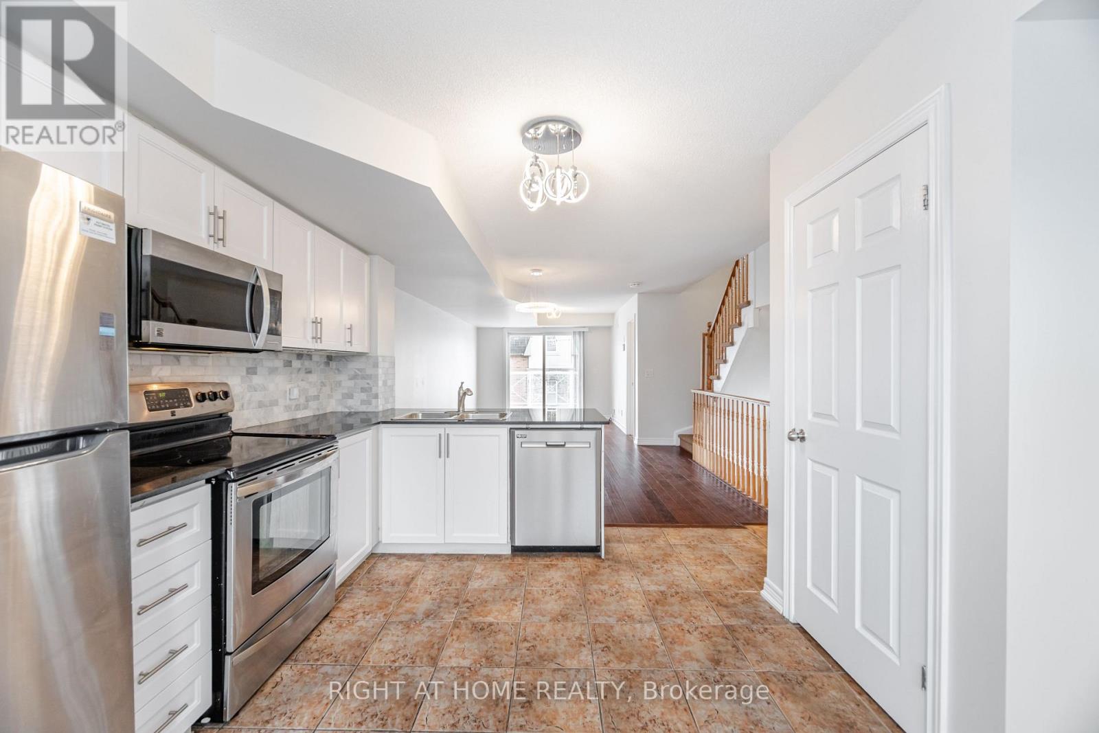 18 - 1380 COSTIGAN ROAD, Milton (CL Clarke), Ontario, L9T8L2 — Photo 7