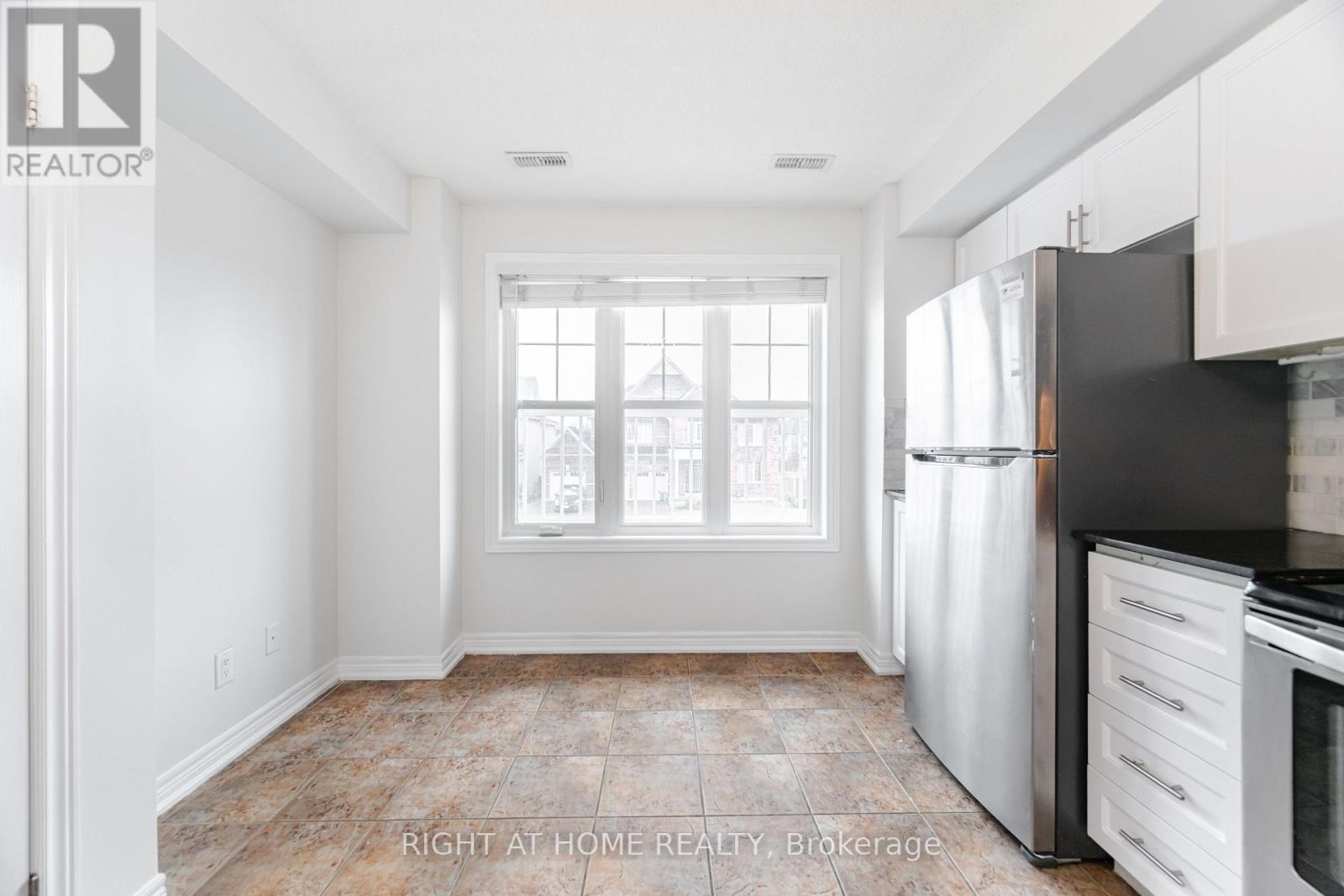 18 - 1380 COSTIGAN ROAD, Milton (CL Clarke), Ontario, L9T8L2 — Photo 9