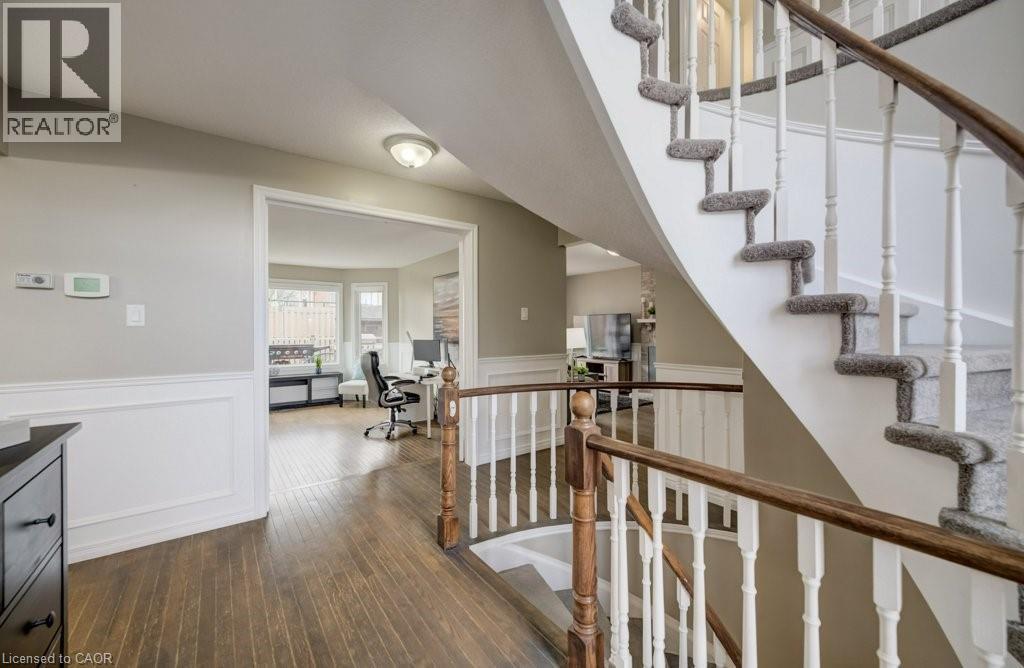 107 OLD PARK Lane, Kitchener, Ontario, N2N2K1 — Photo 17