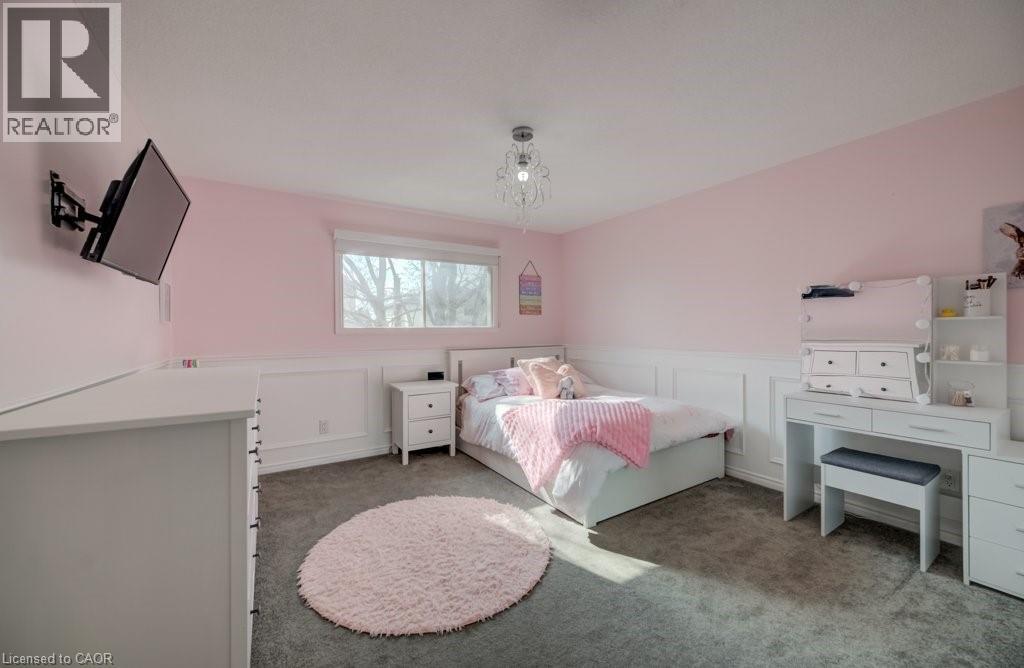 107 OLD PARK Lane, Kitchener, Ontario, N2N2K1 — Photo 36