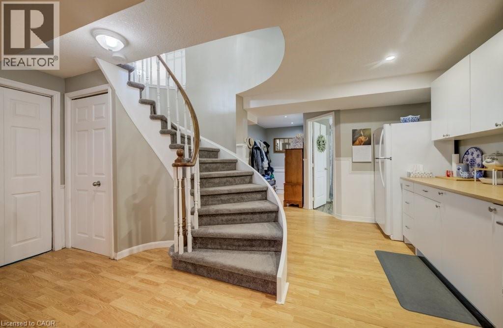 107 OLD PARK Lane, Kitchener, Ontario, N2N2K1 — Photo 39