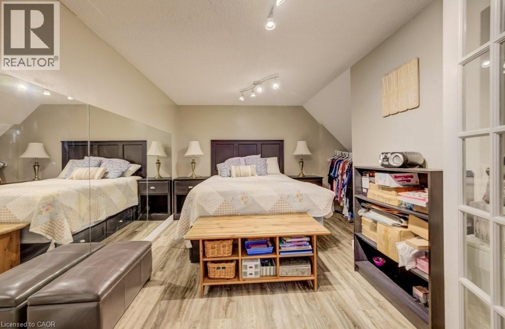 107 OLD PARK Lane, Kitchener, Ontario, N2N2K1 — Photo 43