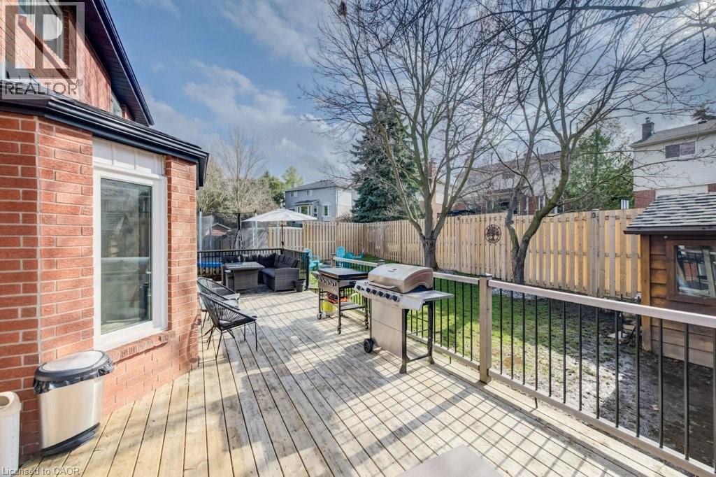 107 OLD PARK Lane, Kitchener, Ontario, N2N2K1 — Photo 47