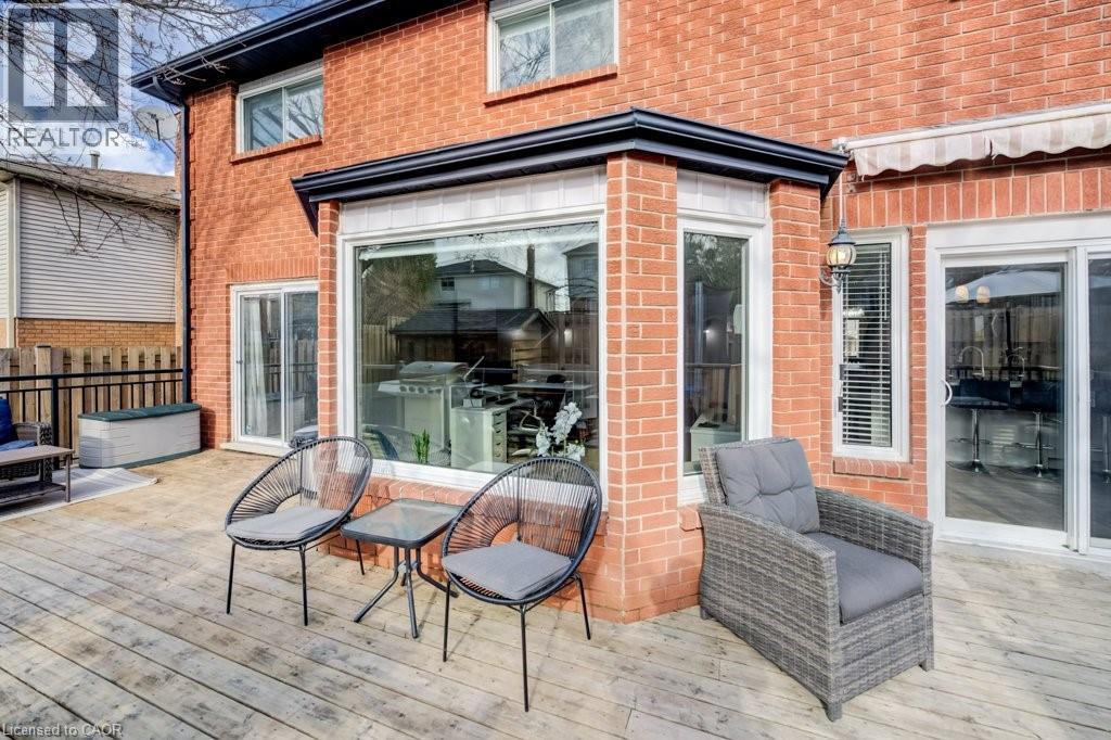 107 OLD PARK Lane, Kitchener, Ontario, N2N2K1 — Photo 48