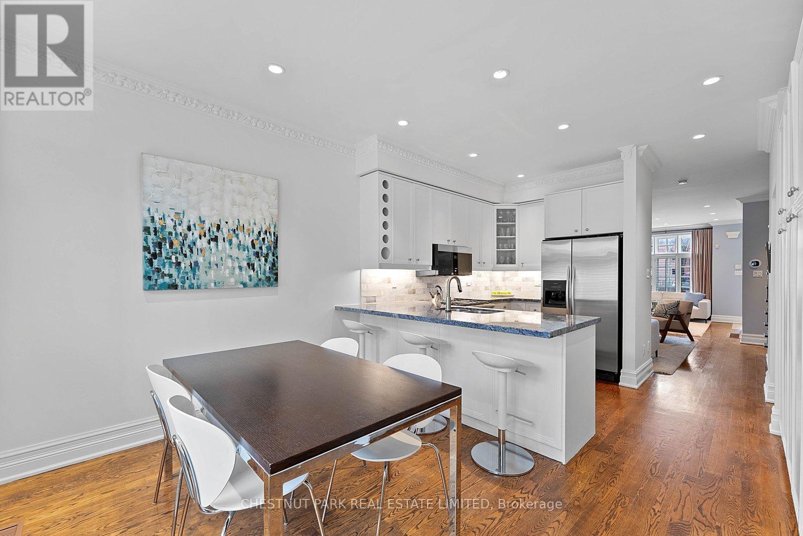 21 CASTLEFIELD AVENUE, Toronto (Yonge-Eglinton), Ontario, M4R1G3 — Photo 12