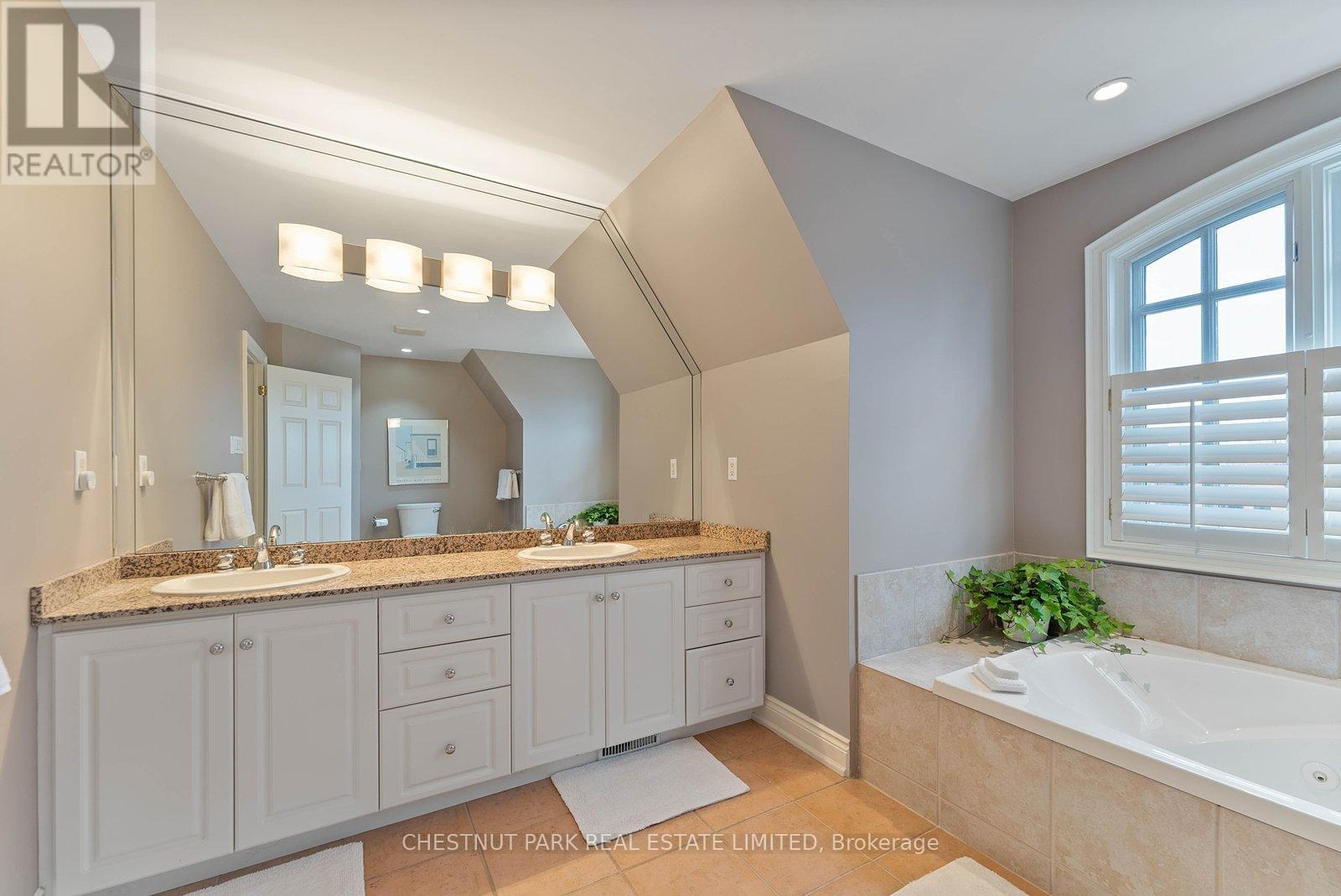 21 CASTLEFIELD AVENUE, Toronto (Yonge-Eglinton), Ontario, M4R1G3 — Photo 23