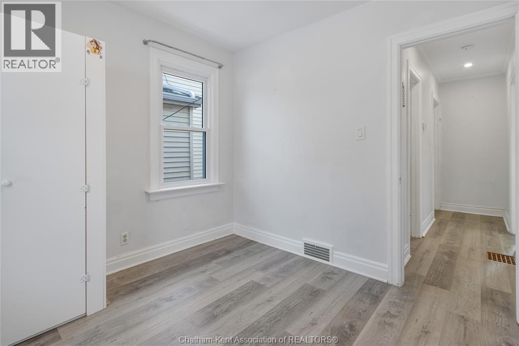 33 WILSON AVENUE, Chatham, Ontario, N7L1K8 — Photo 17