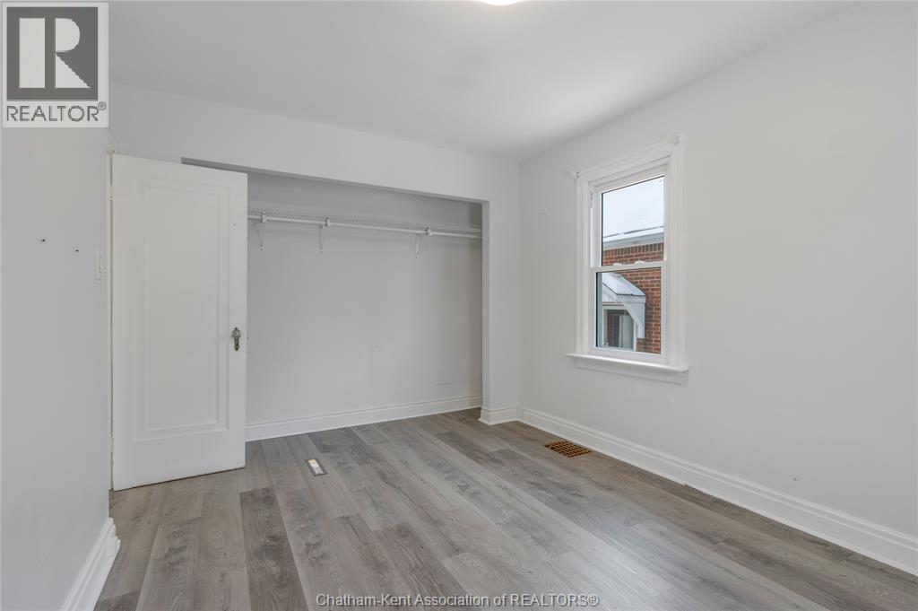 33 WILSON AVENUE, Chatham, Ontario, N7L1K8 — Photo 18