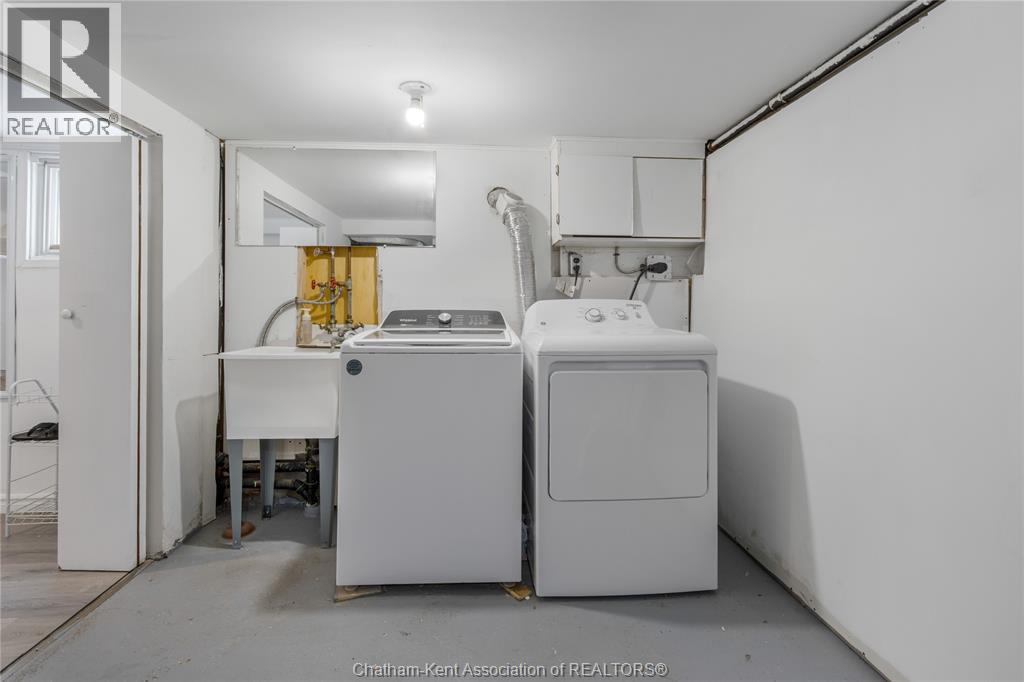 33 WILSON AVENUE, Chatham, Ontario, N7L1K8 — Photo 30