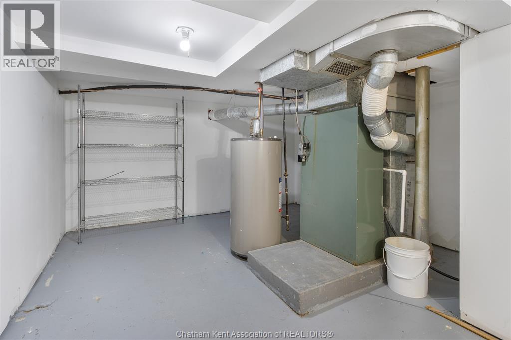 33 WILSON AVENUE, Chatham, Ontario, N7L1K8 — Photo 31