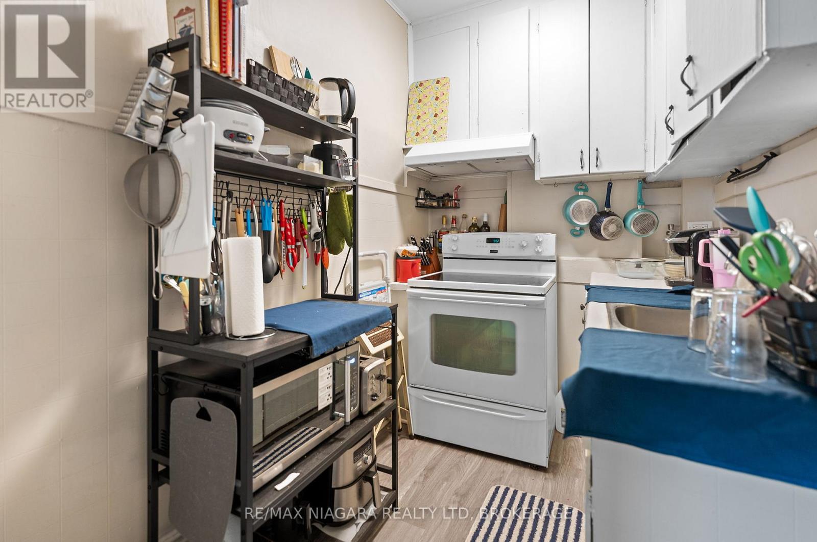 20 NIAGARA STREET, St. Catharines (E. Chester), Ontario, L2R4K2 — Photo 6