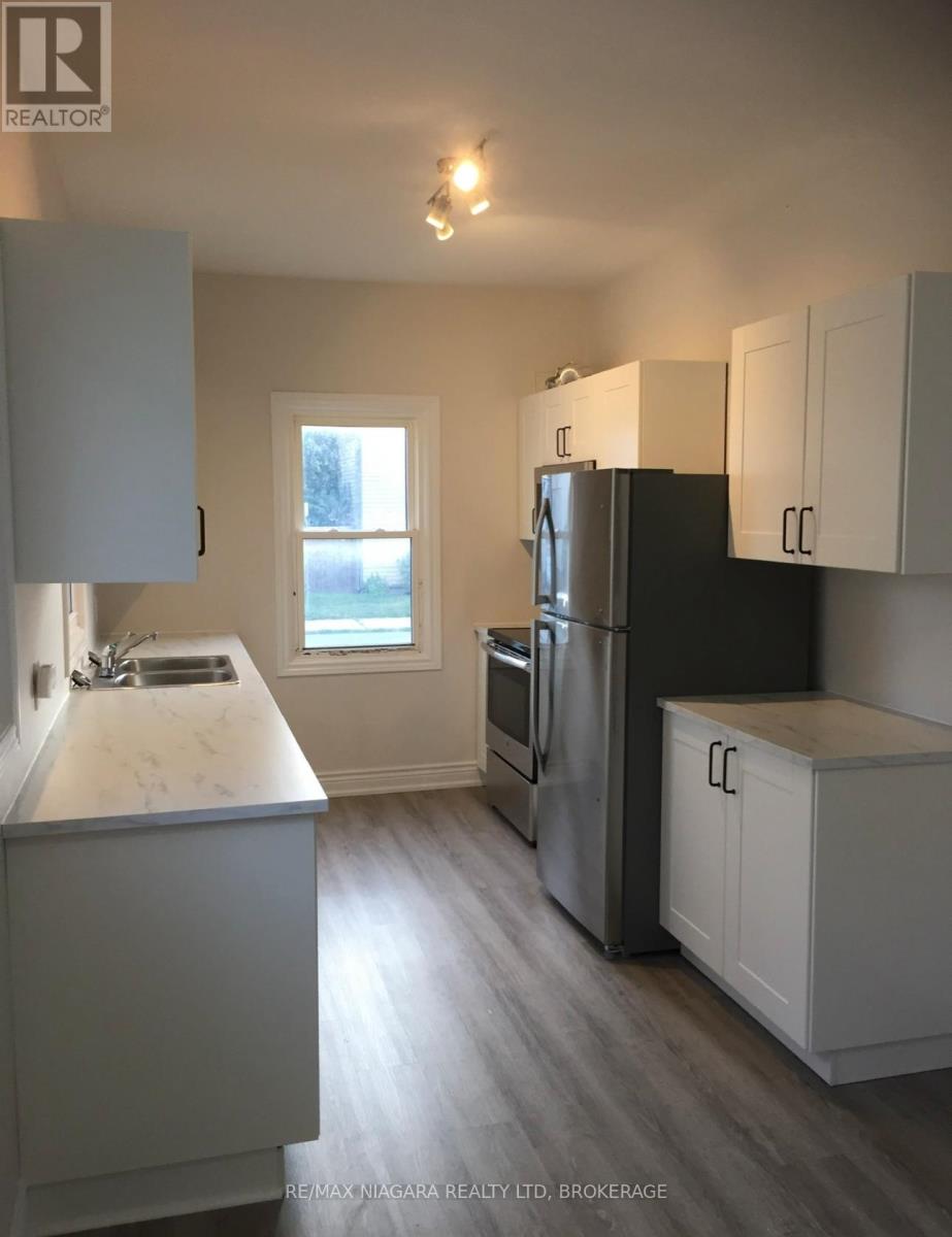 42 VINE STREET, St. Catharines (E. Chester), Ontario, L2R3X8 — Photo 6