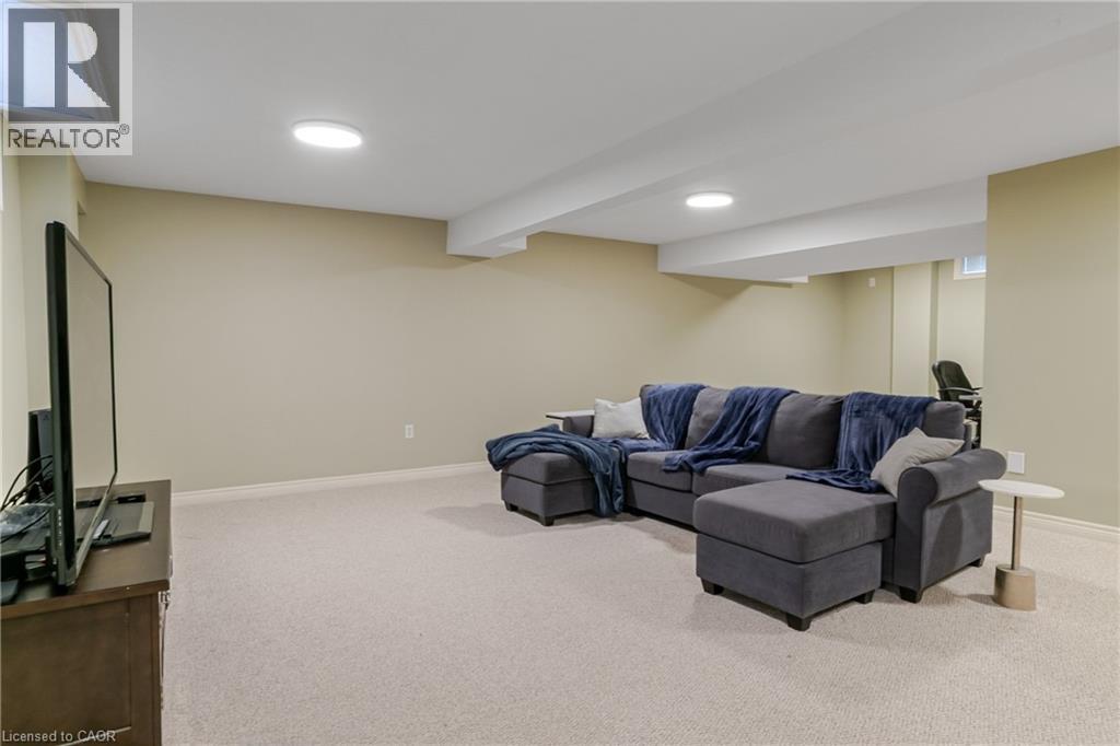 184 SOFRON Drive, Cambridge, Ontario, N3C4M6 — Photo 37