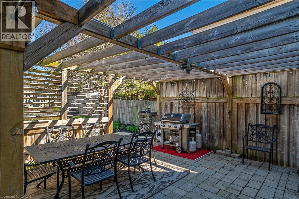 184 SOFRON Drive, Cambridge, Ontario, N3C4M6 — Photo 7