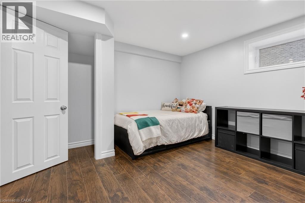 106 HAHN Avenue, Cambridge, Ontario, N3C2X9 — Photo 35