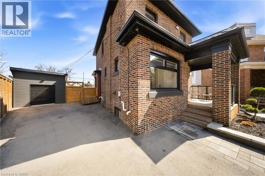 273 STINSON Crescent, Hamilton, Ontario, L8N1T6 — Photo 4