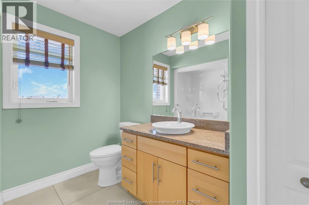 3852 Concord, Windsor, Ontario, N9G3B3 — Photo 22