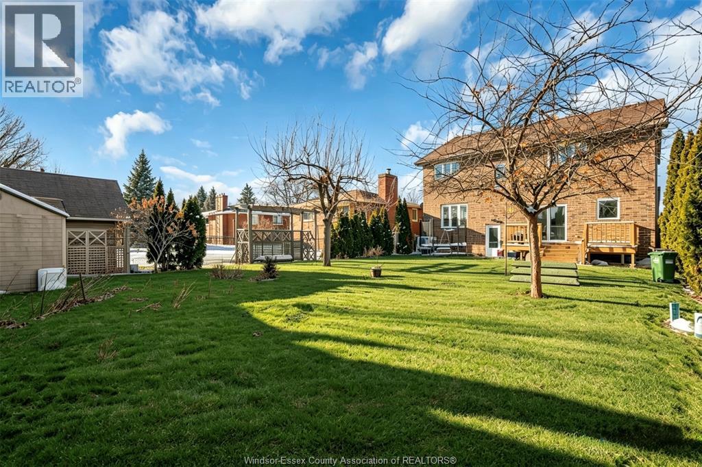3852 Concord, Windsor, Ontario, N9G3B3 — Photo 36