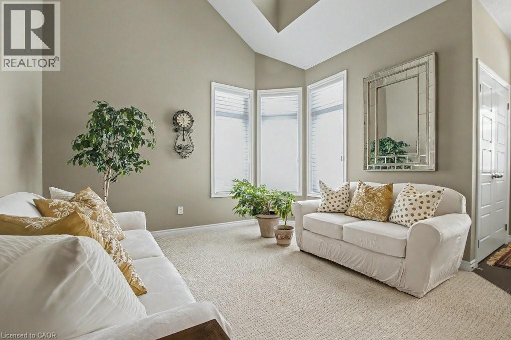 36 FREURE Drive, Cambridge, Ontario, N1S0A2 — Photo 7