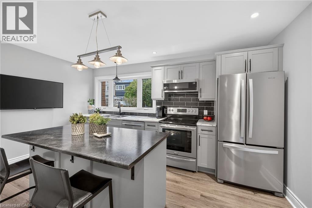 2387 MARYVALE Court, Burlington, Ontario, L7P2P1 — Photo 11