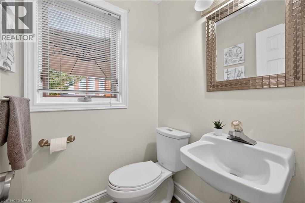 2387 MARYVALE Court, Burlington, Ontario, L7P2P1 — Photo 18