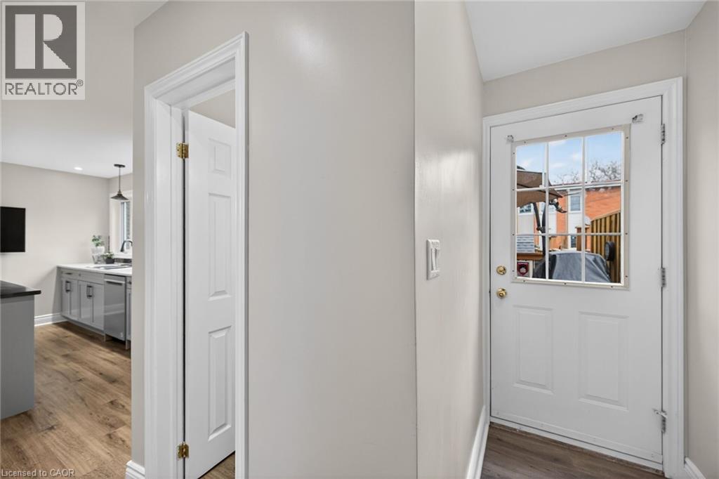 2387 MARYVALE Court, Burlington, Ontario, L7P2P1 — Photo 19