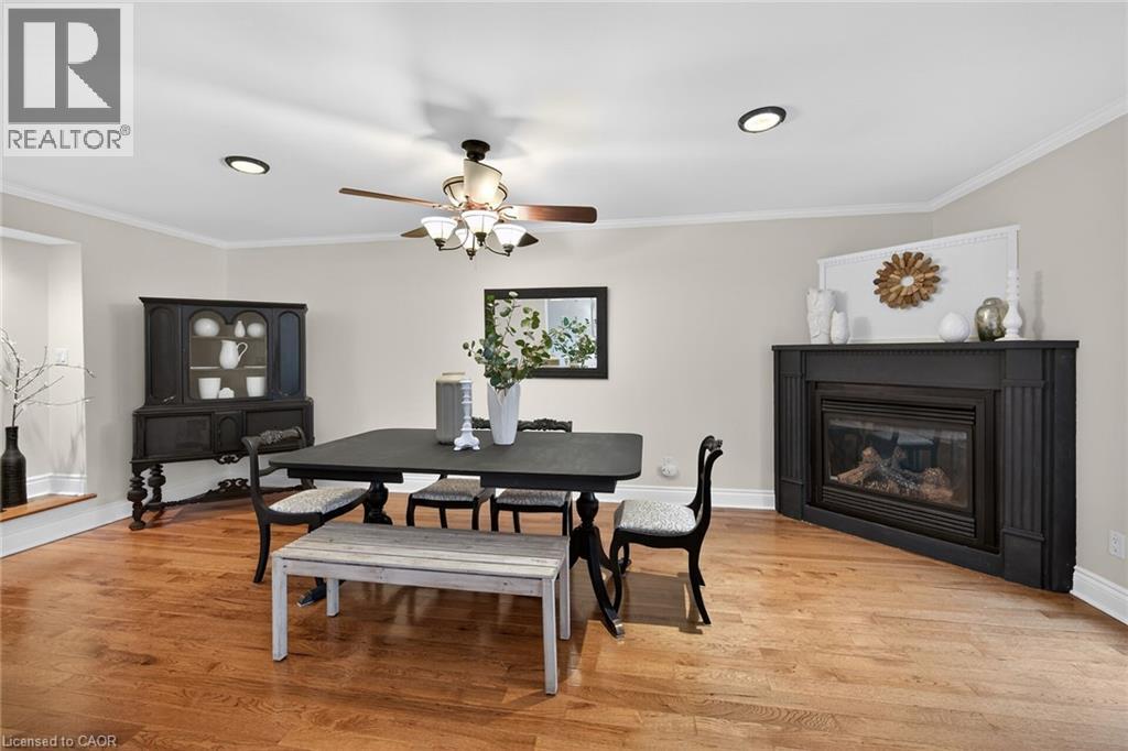 2387 MARYVALE Court, Burlington, Ontario, L7P2P1 — Photo 6