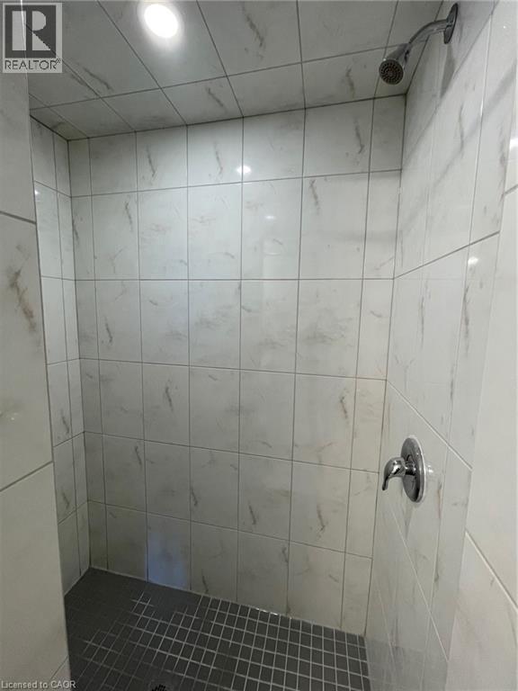84 WHEAT Lane, Kitchener, Ontario, N2R0R6 — Photo 10