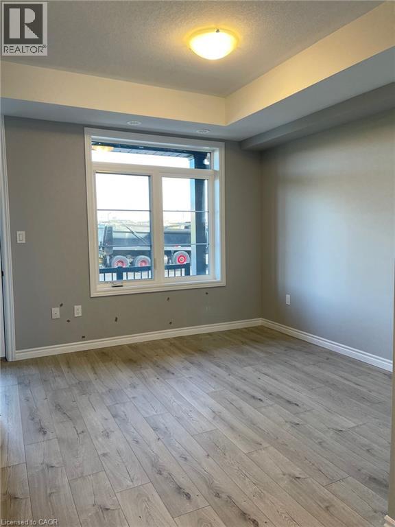 84 WHEAT Lane, Kitchener, Ontario, N2R0R6 — Photo 16