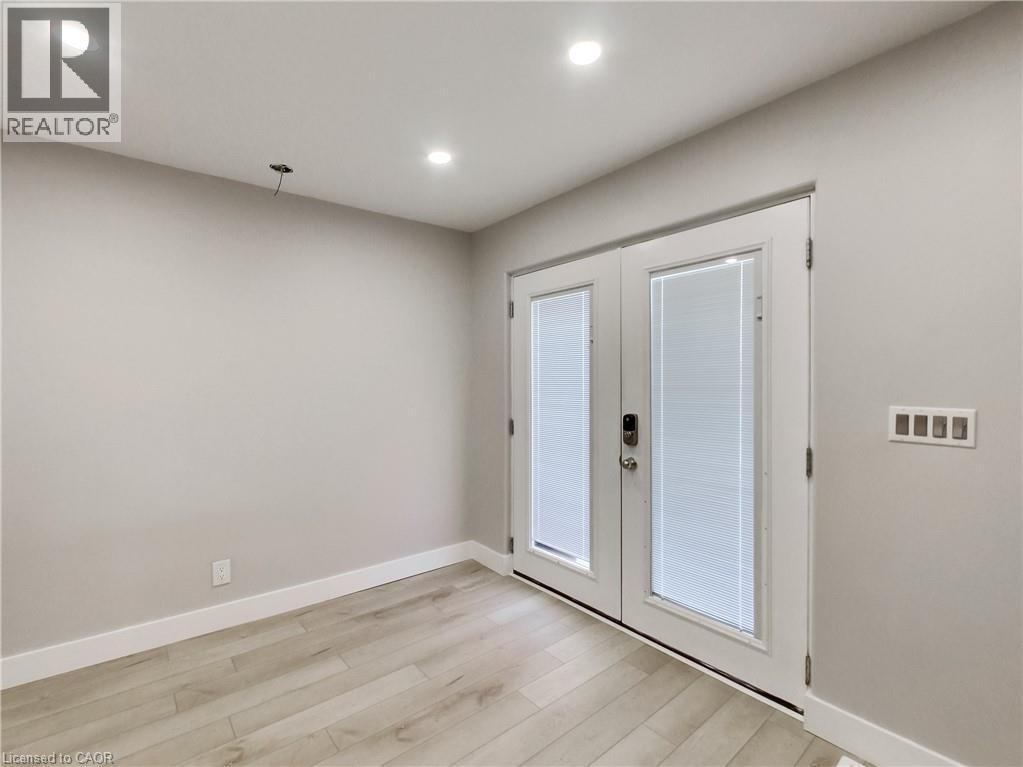 229 PARKDALE Avenue N, Hamilton, Ontario, L8H5X4 — Photo 25