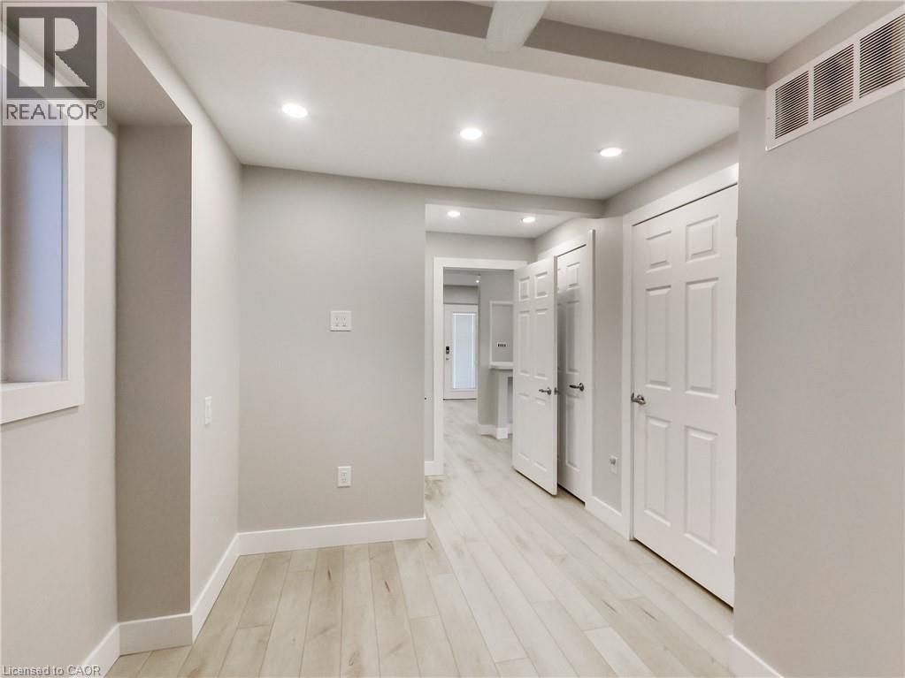 229 PARKDALE Avenue N, Hamilton, Ontario, L8H5X4 — Photo 28