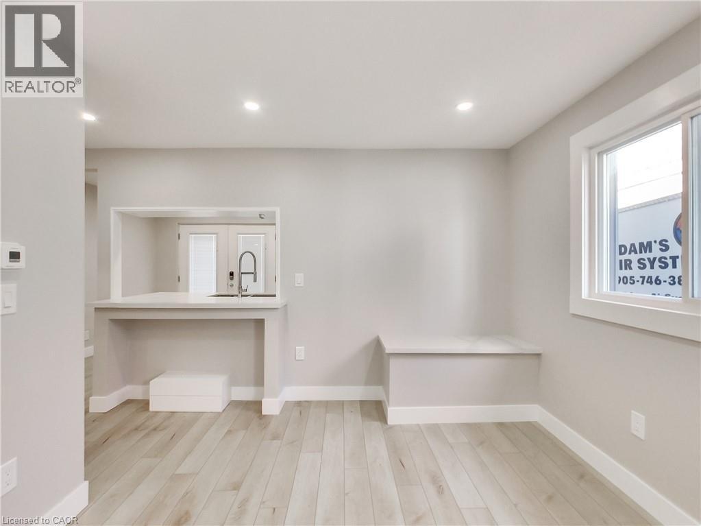 229 PARKDALE Avenue N, Hamilton, Ontario, L8H5X4 — Photo 32