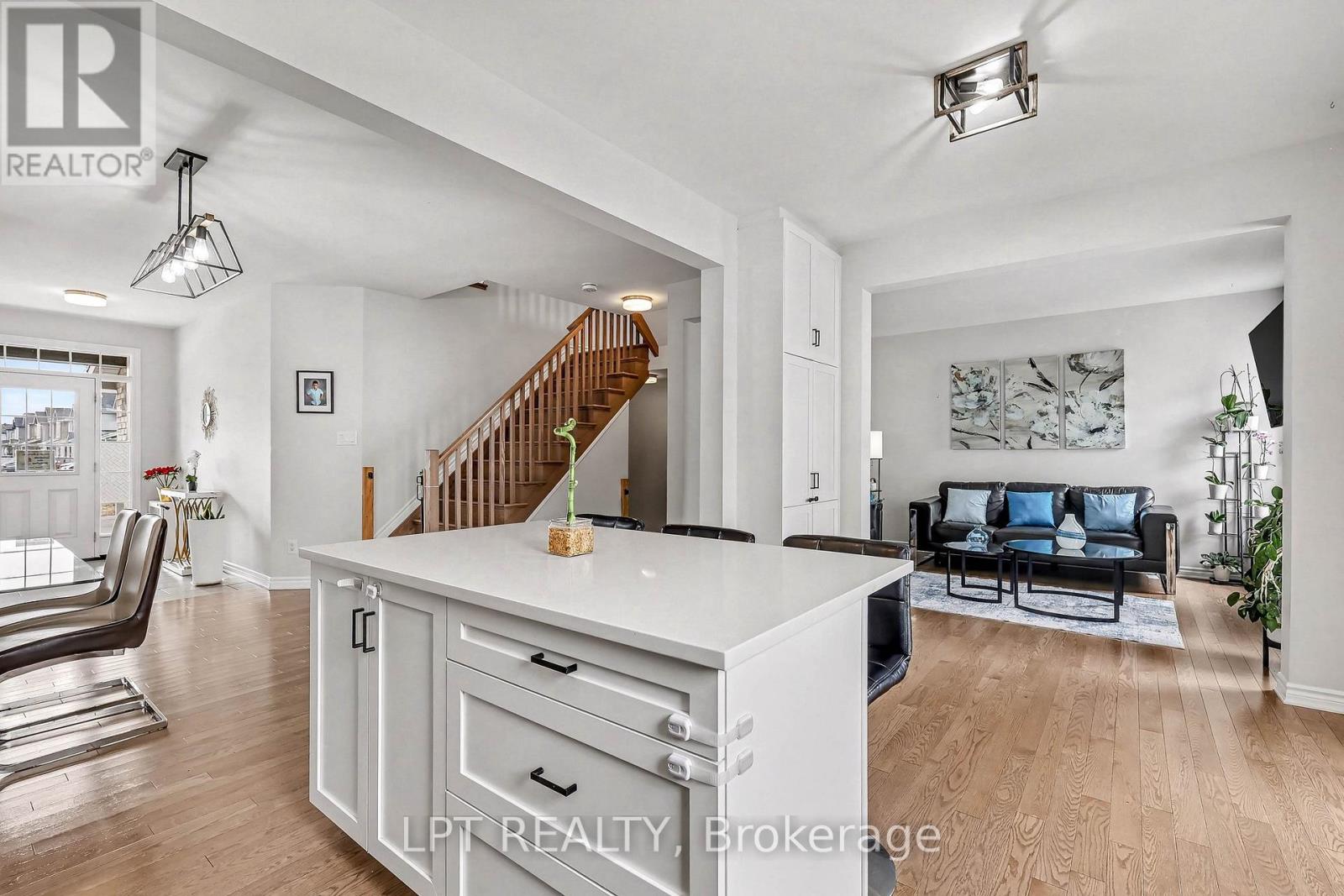 730 PERSEUS AVENUE, Ottawa, Ontario, K2J6V8 — Photo 12