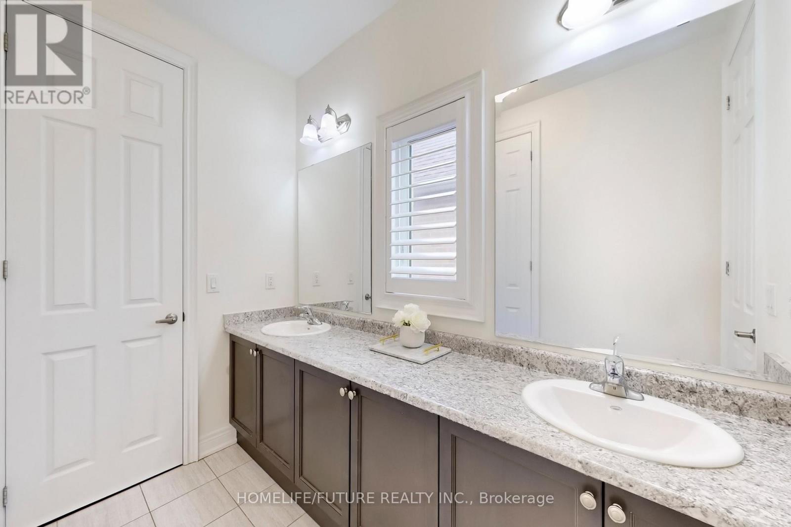 44 MICKLEFIELD AVENUE, Whitby, Ontario, L1P0C4 — Photo 32