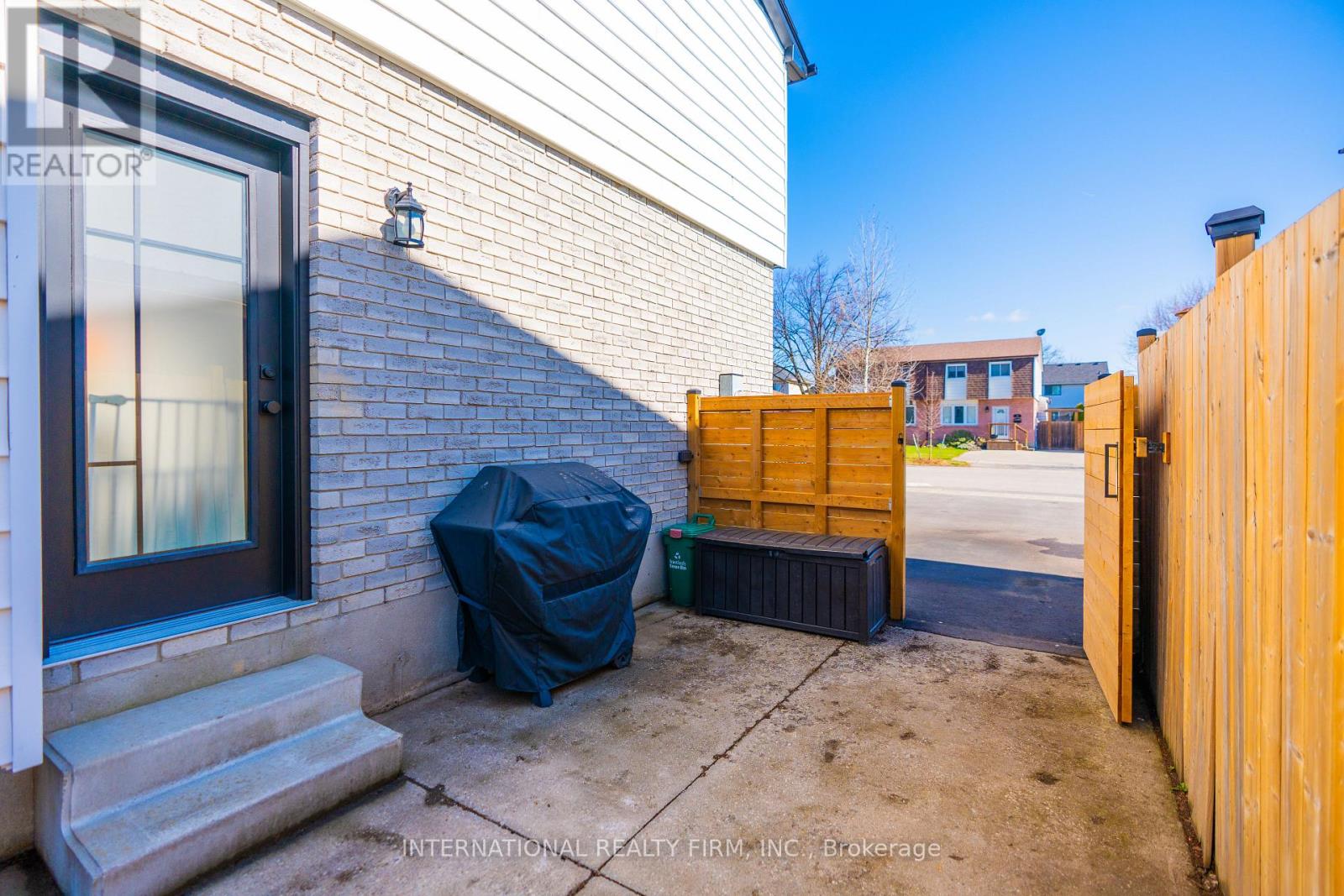 28 DEBBY CRESCENT, Brantford, Ontario, N3R7A4 — Photo 24