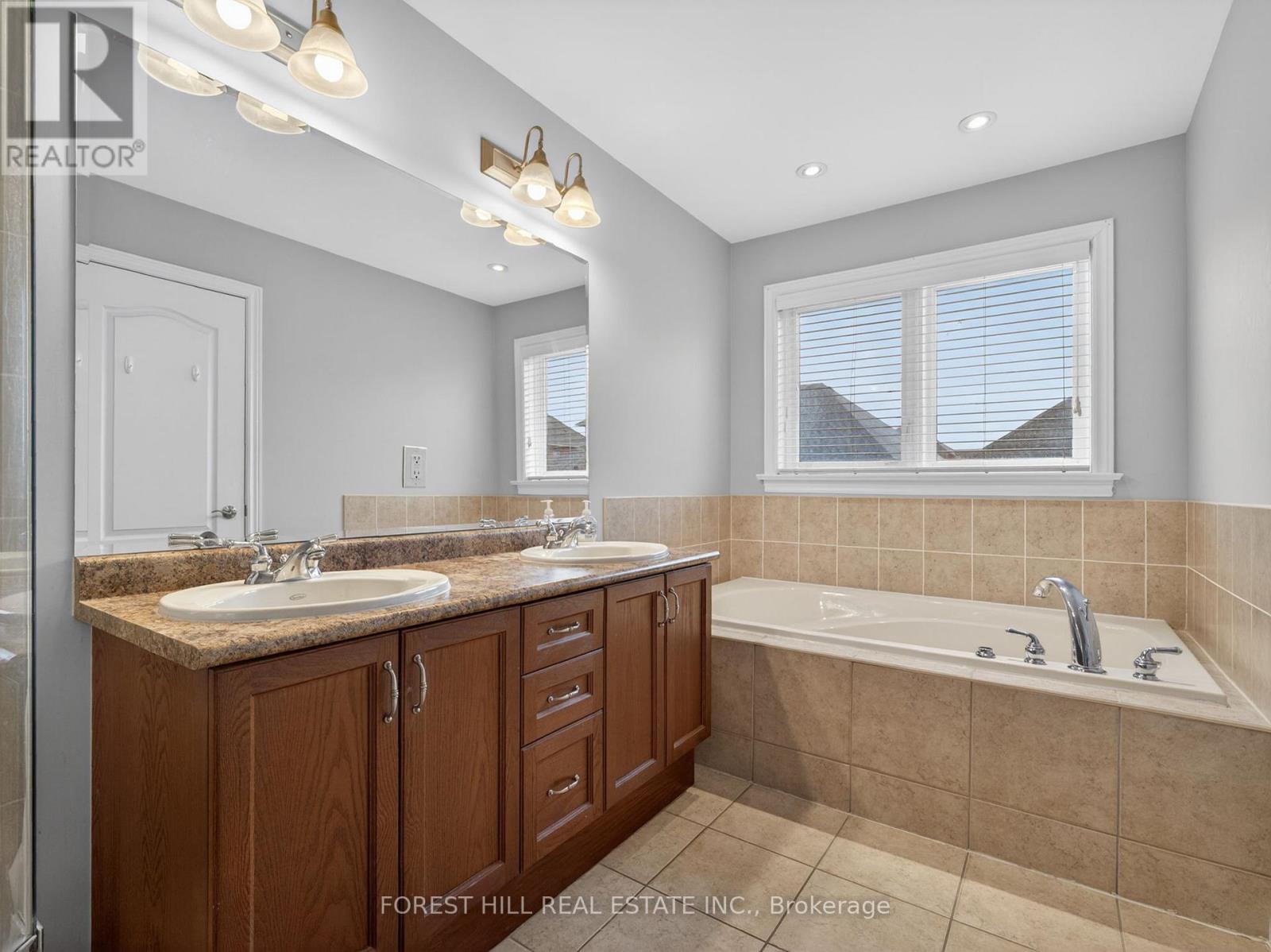 53 MARC SANTI BOULEVARD, Vaughan (Patterson), Ontario, L6A0K2 — Photo 16
