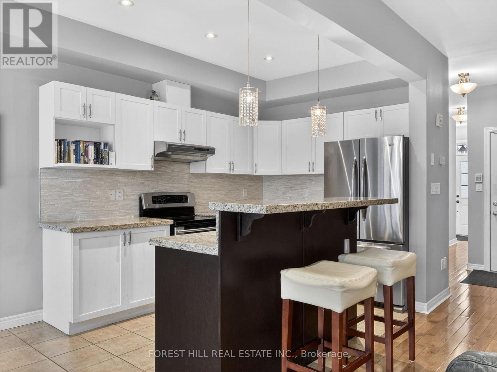 53 MARC SANTI BOULEVARD, Vaughan (Patterson), Ontario, L6A0K2 — Photo 6