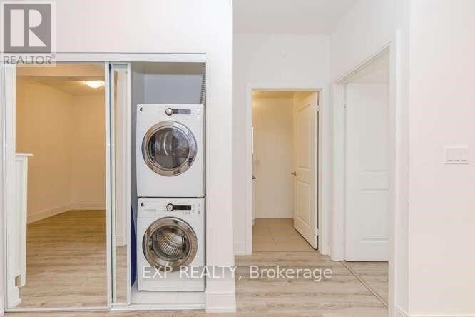 1603 - 9608 YONGE STREET, Richmond Hill (North Richvale), Ontario, L4C0X4 — Photo 3