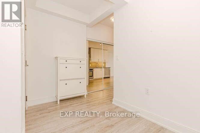 1603 - 9608 YONGE STREET, Richmond Hill (North Richvale), Ontario, L4C0X4 — Photo 5