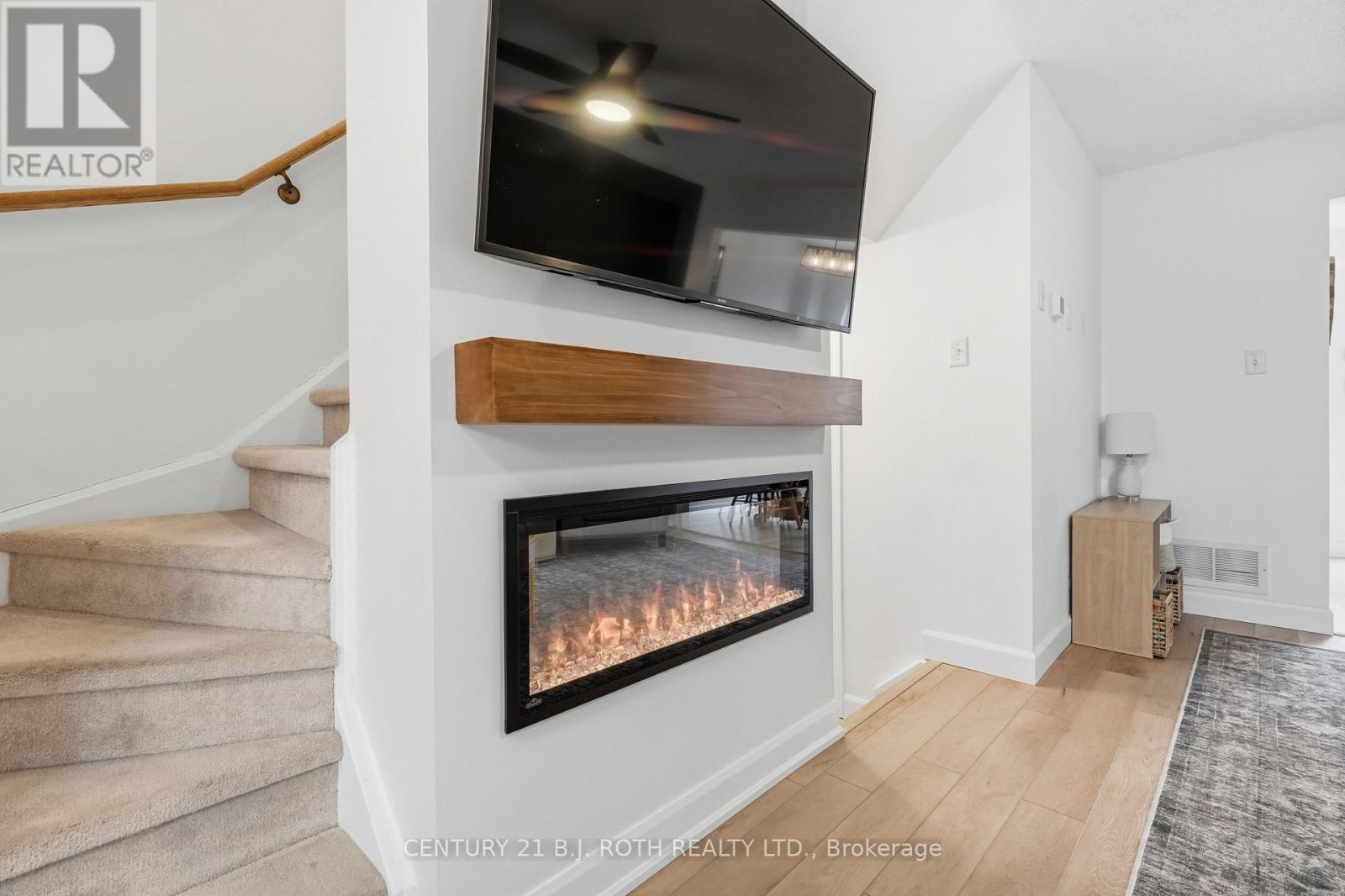 387 FERNDALE DRIVE S, Barrie (Ardagh), Ontario, L4N0M1 — Photo 10