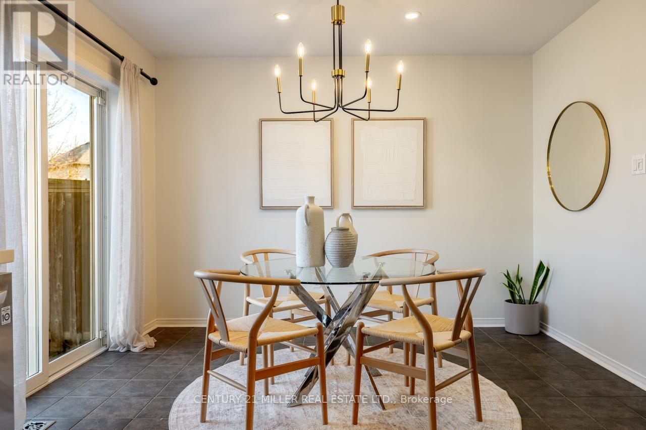 53 DILLS CRESCENT, Milton (DE Dempsey), Ontario, L9T5P2 — Photo 10