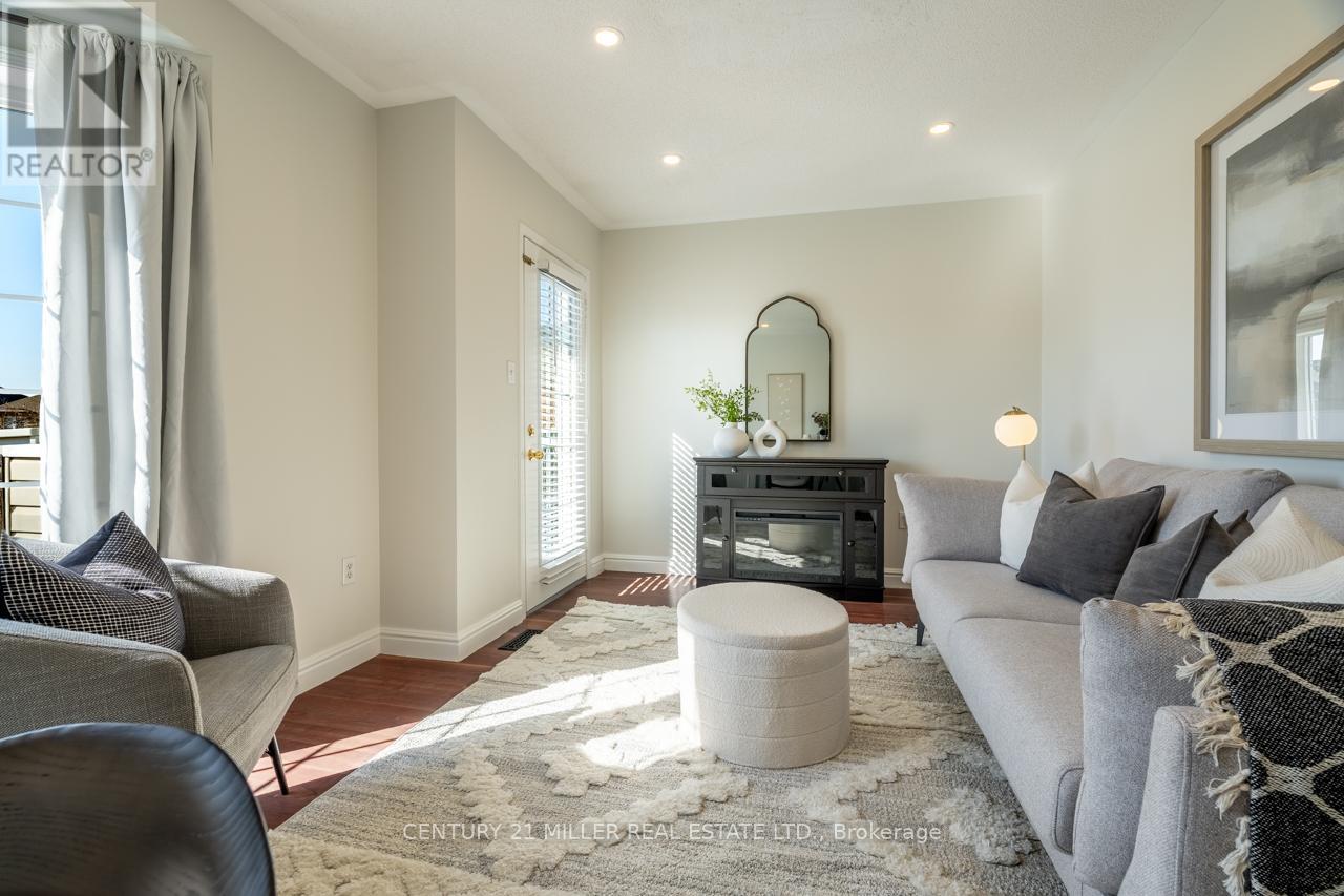 53 DILLS CRESCENT, Milton (DE Dempsey), Ontario, L9T5P2 — Photo 12